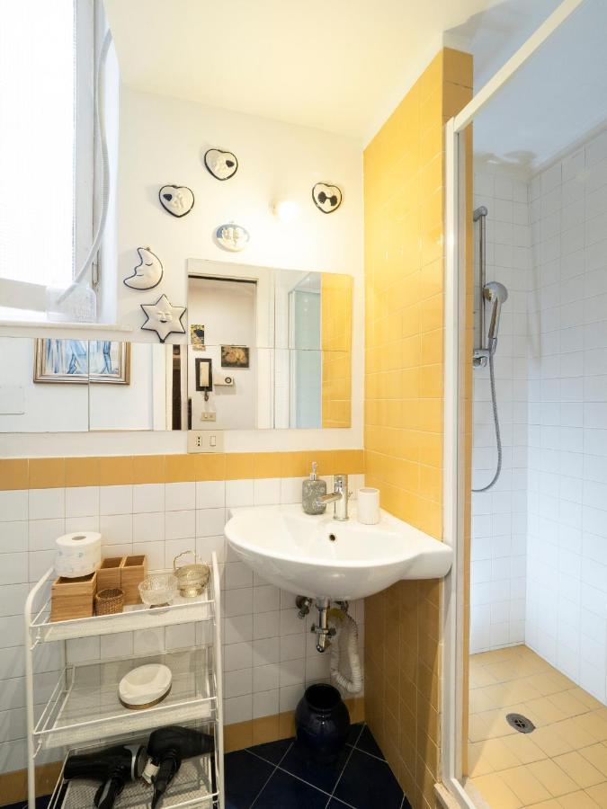 Central Apartment In Trastevere Рим Екстериор снимка